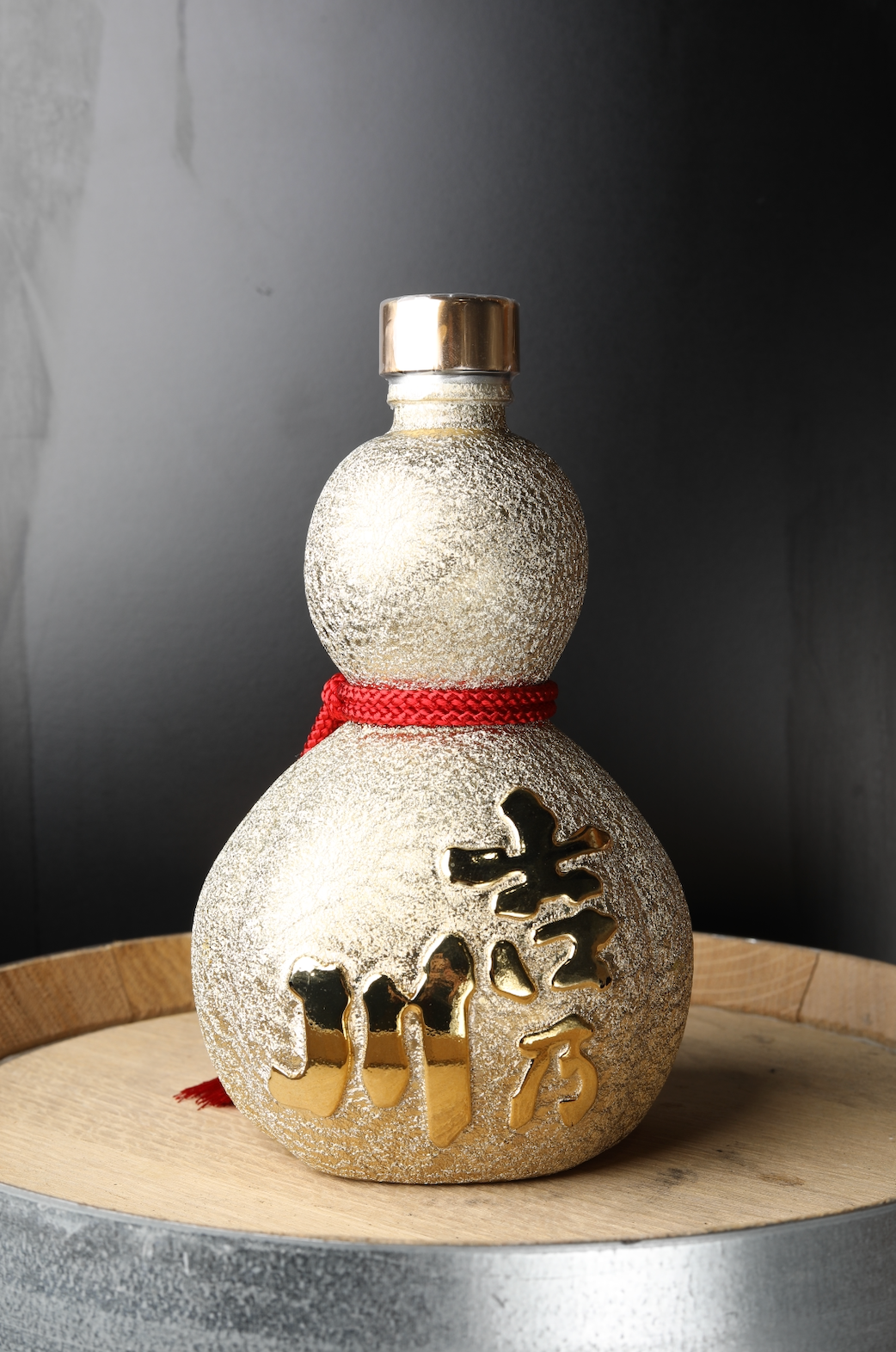 Yoshinogawa Golden Gourd Daiginjo Saké – Butcher and Booze