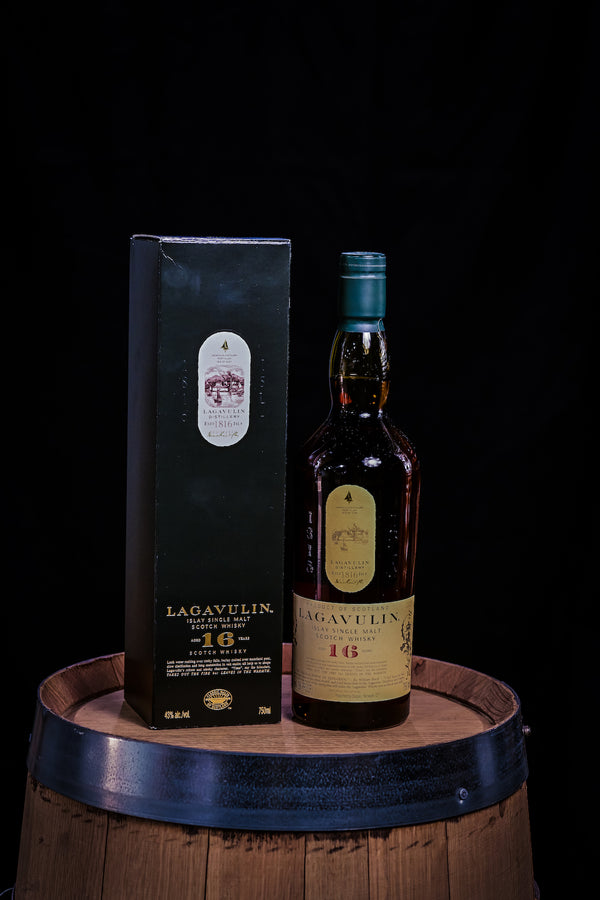 Lagavulin 16 Year Old